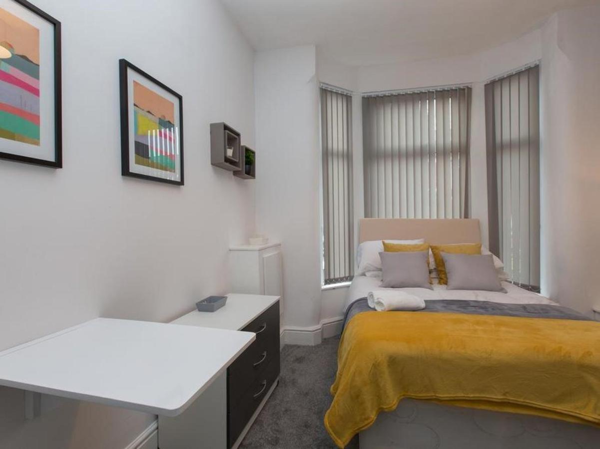Townhouse @ 166 Ruskin Road Крю Номер фото